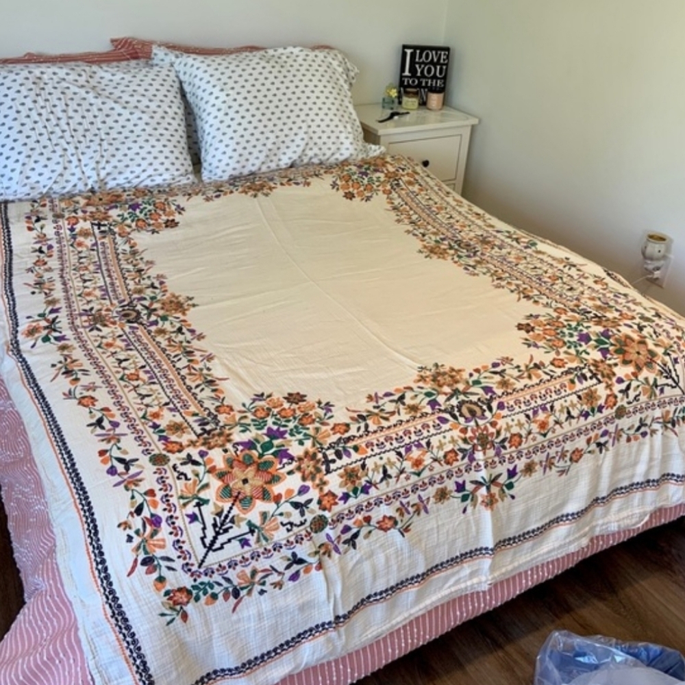 Urban Outfitters Twin XL Bohemian Boho Patterned Faux Embroidered Duvet Cover
